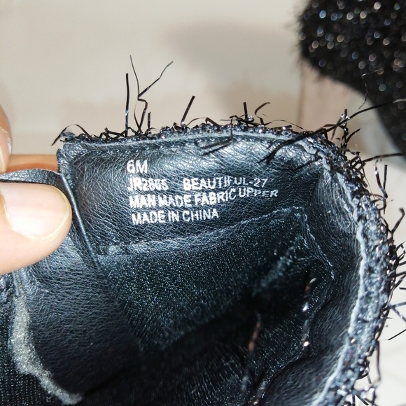 Cape Robbin Black women Boots - Picture 6 of 8